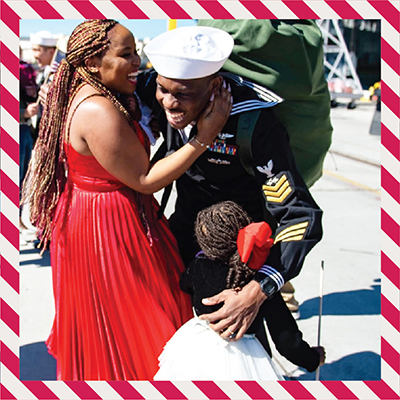 400px 2022 holiday military family 400px 2022 holiday military family
