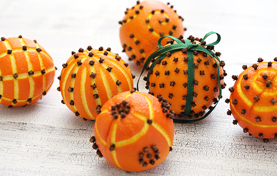 clove orange pomander balls
