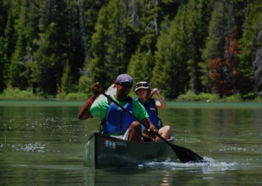 Canoe ride at an Operation Purple Family Retreat