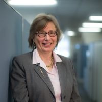 Joyce Raezer